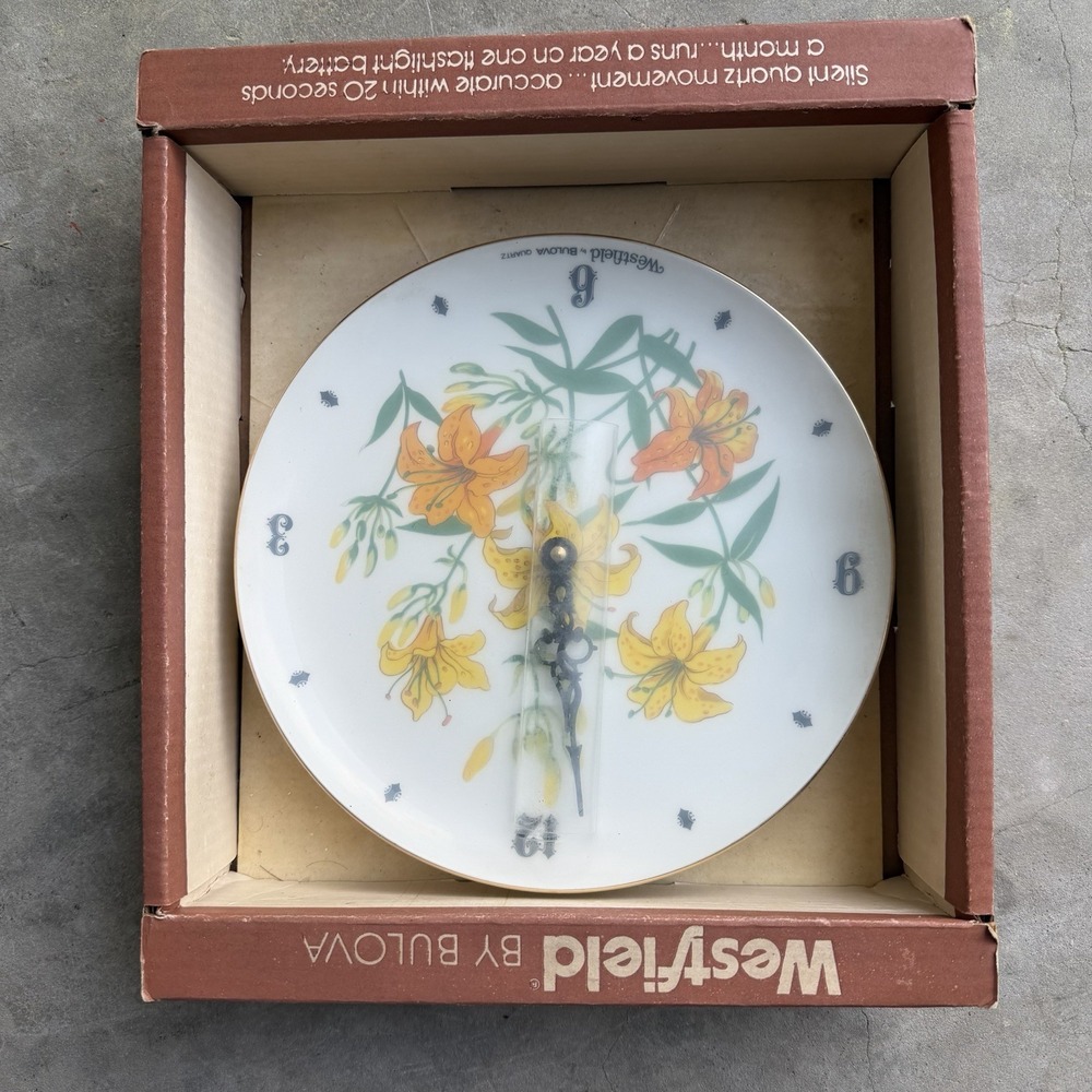 Westfield Wallclock Made By Bulova. NIB‎ Floral Vintage Clock